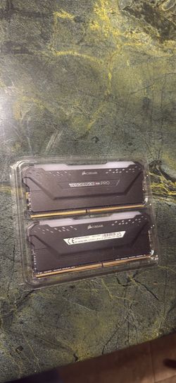 Corsair vengeance pro rbg 8x2 gb ddr4