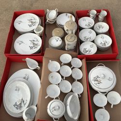 Set Of China Vintage Dinerware