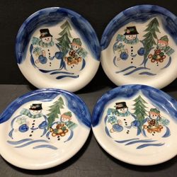 4 Tabletops Unlimited Winterland Christmas 10.5" Dinner Plates