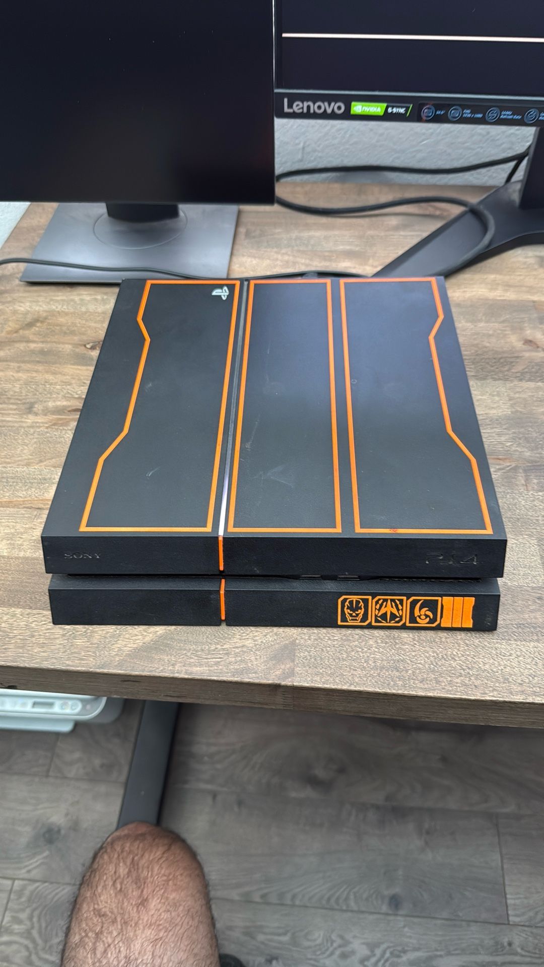 PS4