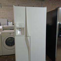 Maytag Refrigerator Side By Side Beige 