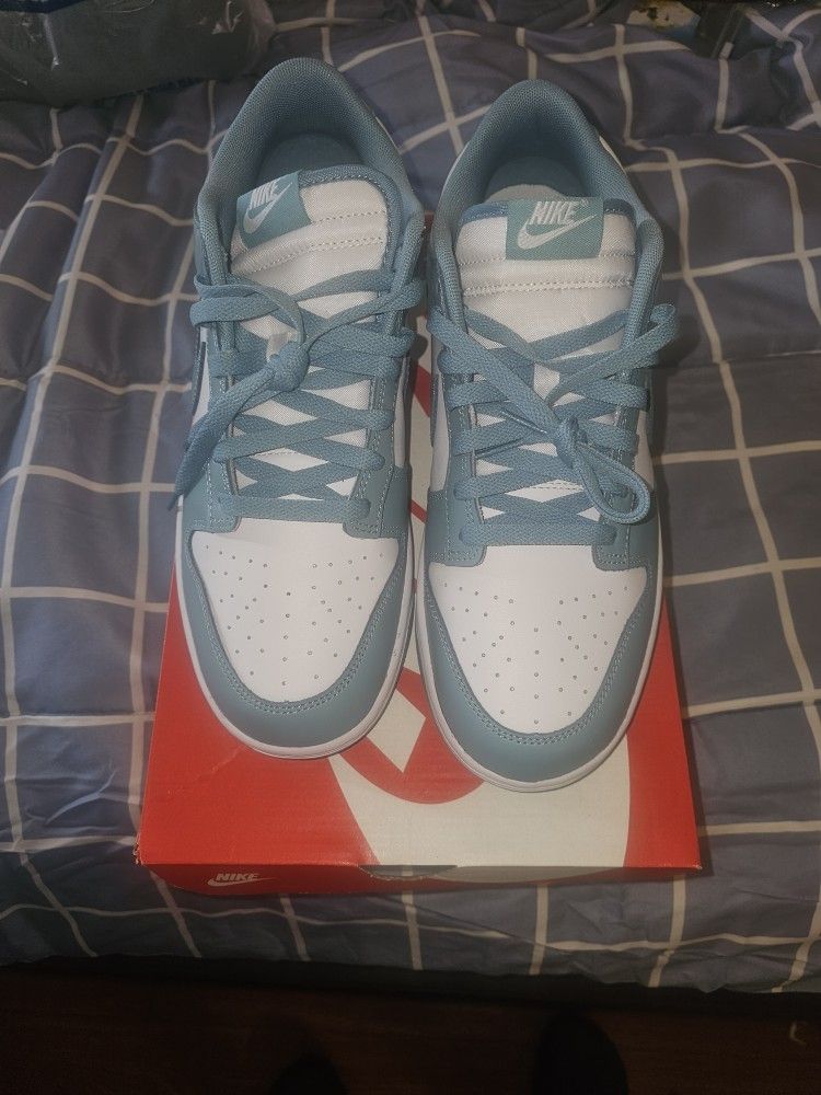 Nike Dunks