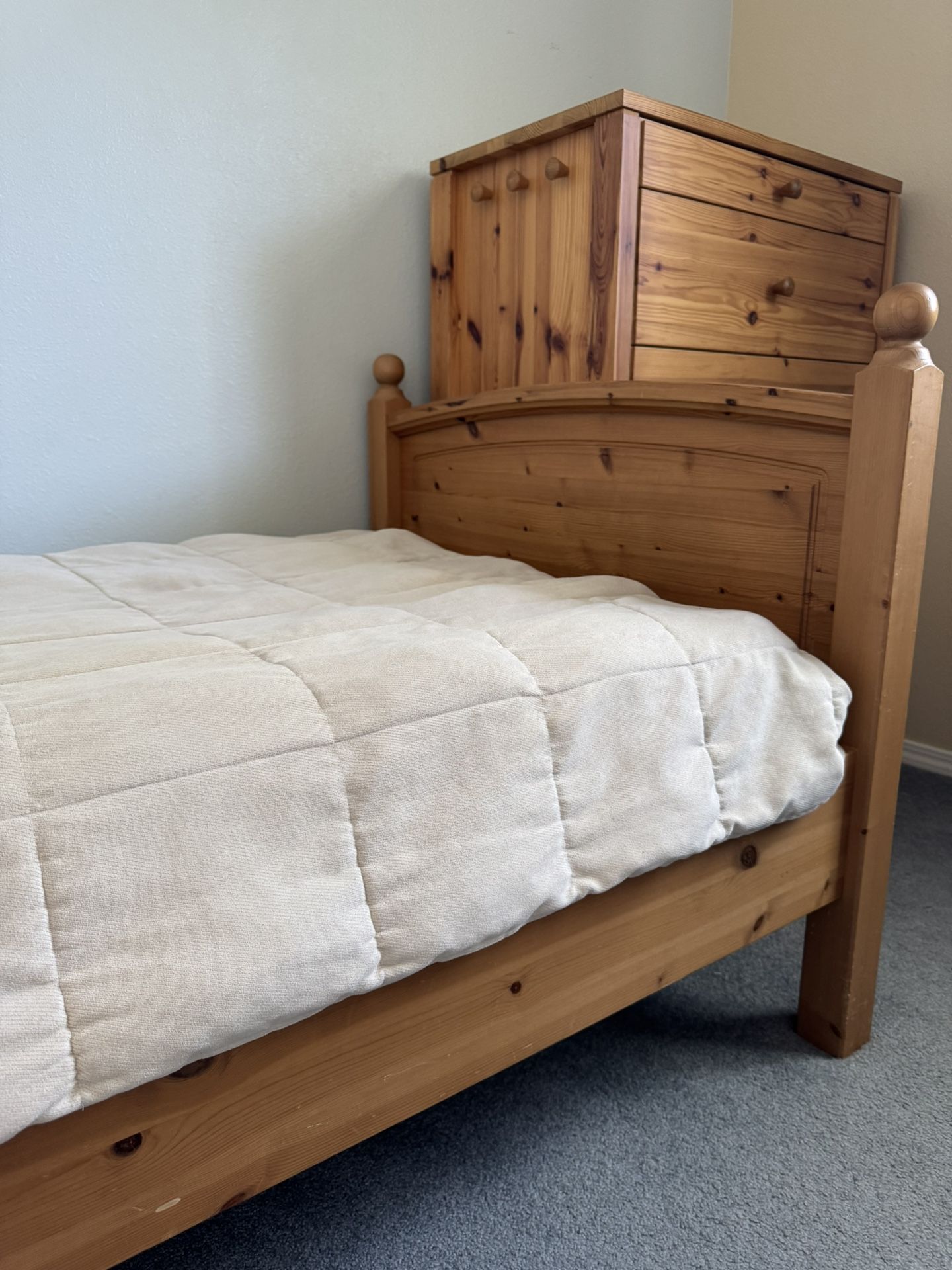 Twin Bed Solid Wood 