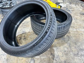 2 FRONT TESLA MODEL Y TIRES PERFORMANCE MICHELIN PILOT SPORT 255/35/21 90% 255/35R21