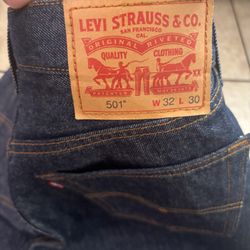 501 Levi jeans (light blue)