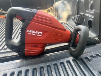 Hilti TE 700-AVR Demolition Hammer