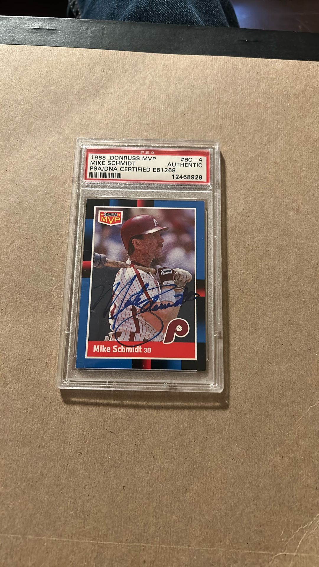 Mike Schmidt Autographed- 1988 Donruss MVP Card Phillies PSA