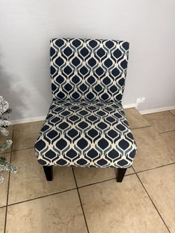 Slipper Chair Good Condition
