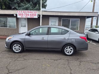 2017 Nissan Versa SV
