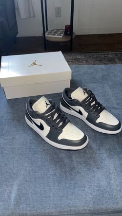 Women’s shoes Air Jorden’s 1 low  size: 8 (Dark gray & white)