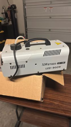 Fog machine with lights