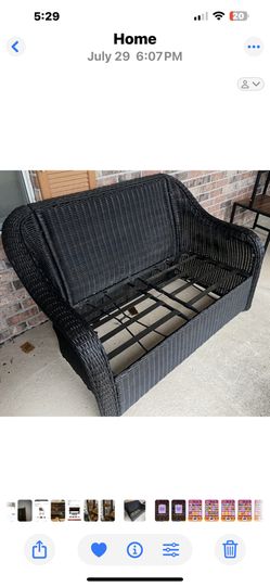 Black Loveseat & Chair 