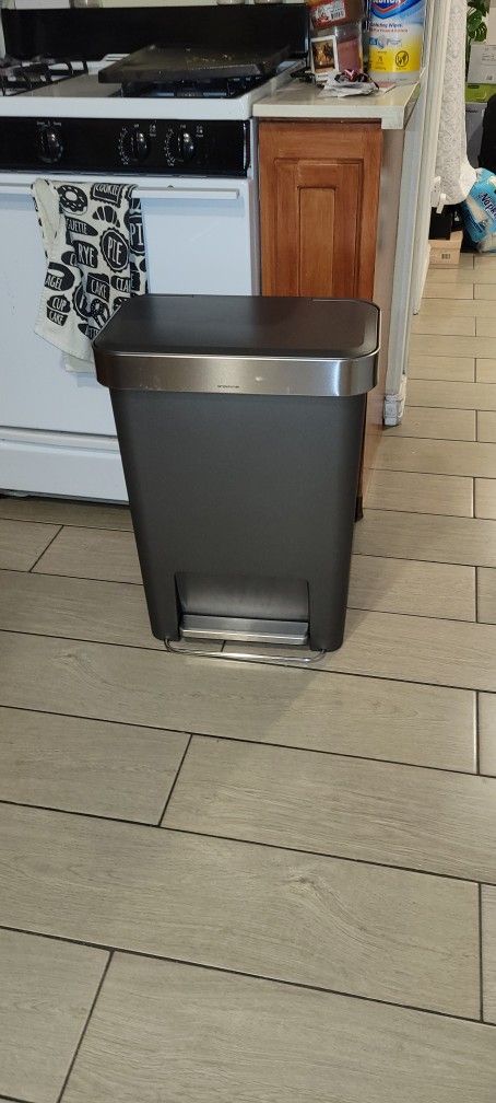 Trash Can