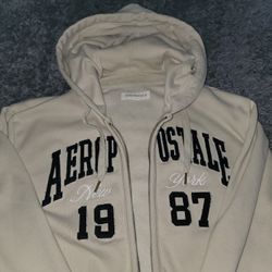 AÉROPOSTALE hoddie 