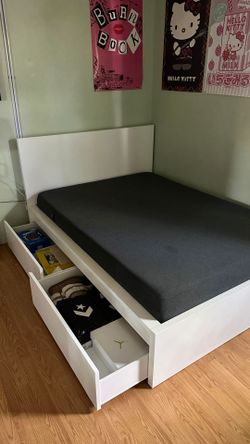 Queen bed and mattress