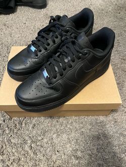 Air Force 1s black (Size 11 In Men’s
