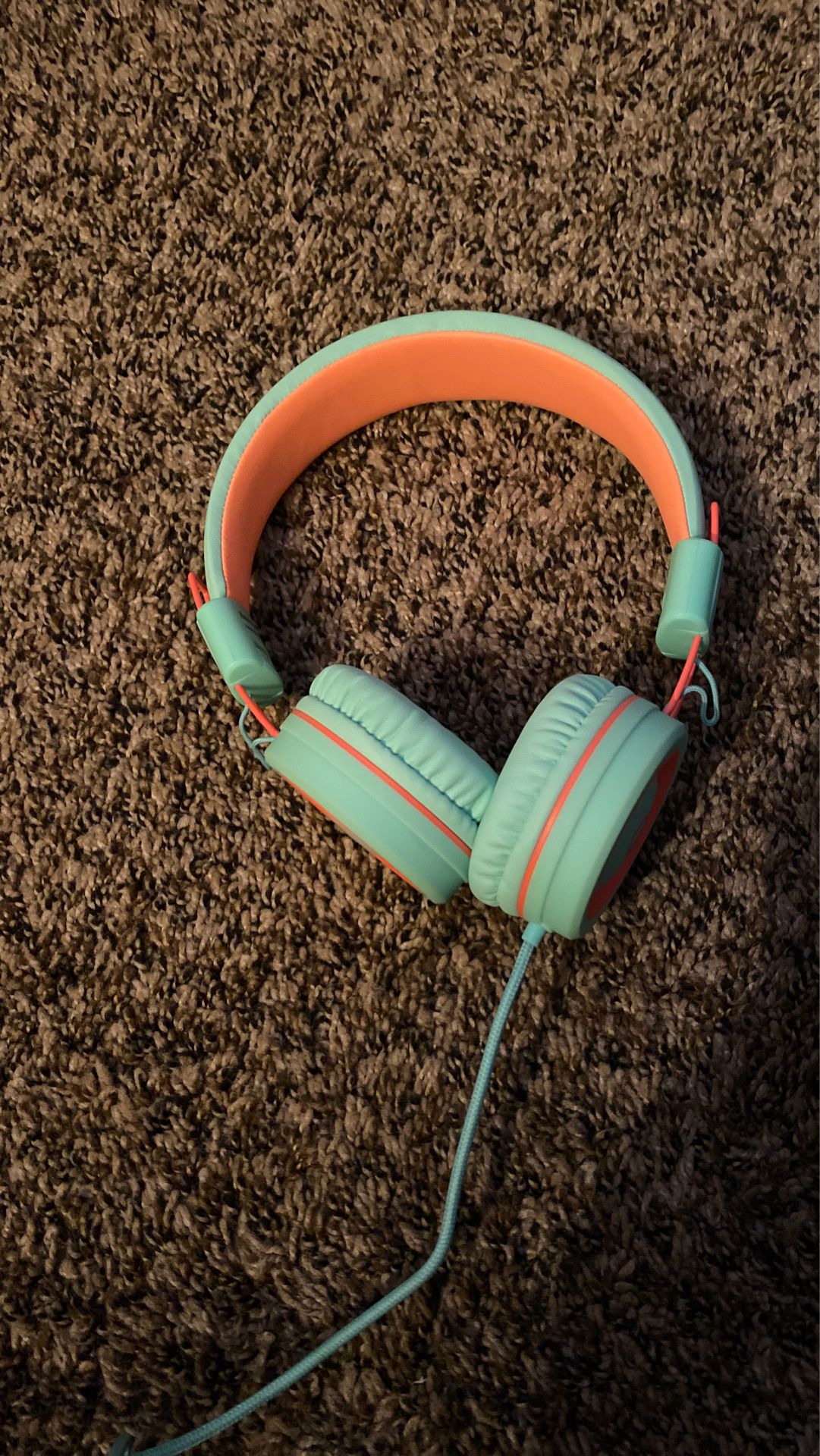 Kids headphones 🎧 used $10