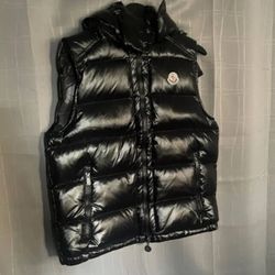 Moncler Down Vest (Black)
