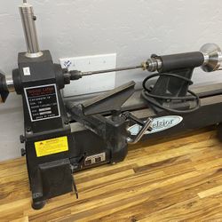 Wood Lathe and Accessories 