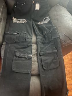 New Cargo rhinestones Size L Only pick up
