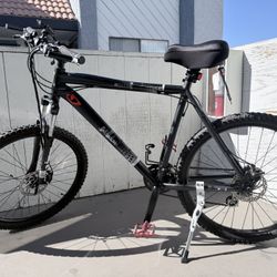  Diamondback Response hardtail mountain bike