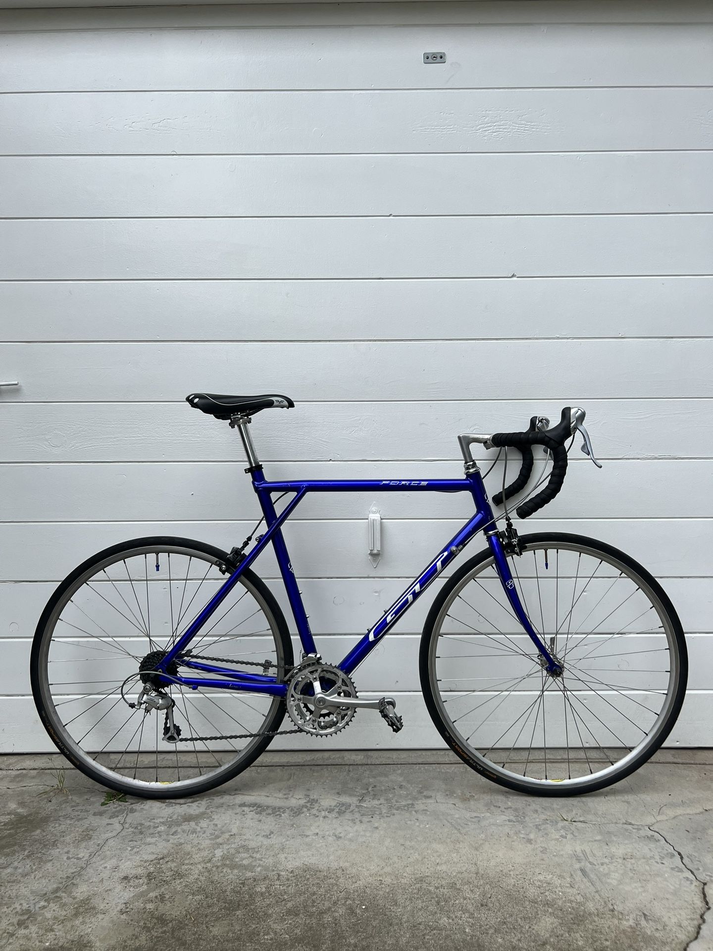 GT Force Aluminum Road Bike 57cm 3x7 Ready To Ride