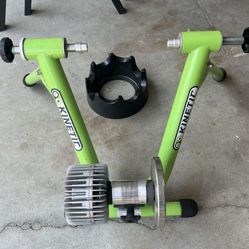 Kinetic By Kurt Indoor Fluid Bicycle Cycling Bike Trainer