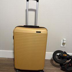 Large hard shell suitcase