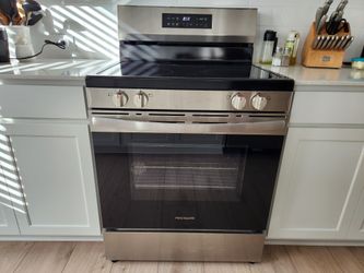 Frigidaire Range Oven