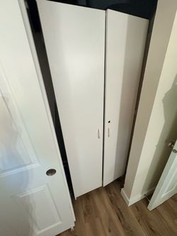 White cabinet