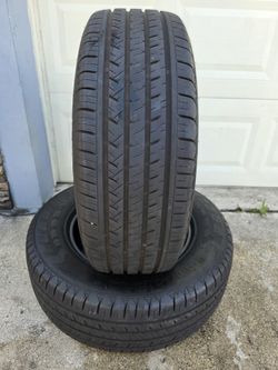 Like New 255/65R17 Atlas Paraller 4x4 HP Tire