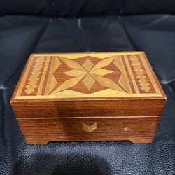 Soviet Russia Era Folk Art Wood Keep Sake Box