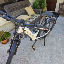 Aventon Level Electric Commuter Bike