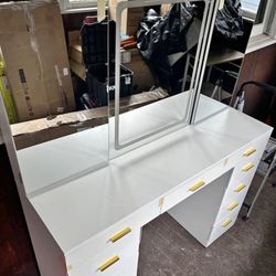 Vanity