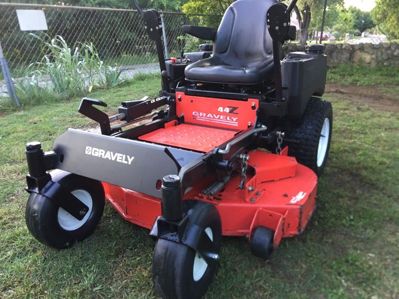 Gravely 44Z zero turn commercial Mower for Sale in Fort Worth TX OfferUp