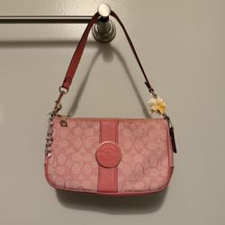 Coach pink shoulder bag 