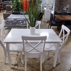 Small White 5 PC  Dining Set (New)