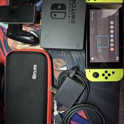 Nintendo Switch V1 w/ Carrying Case