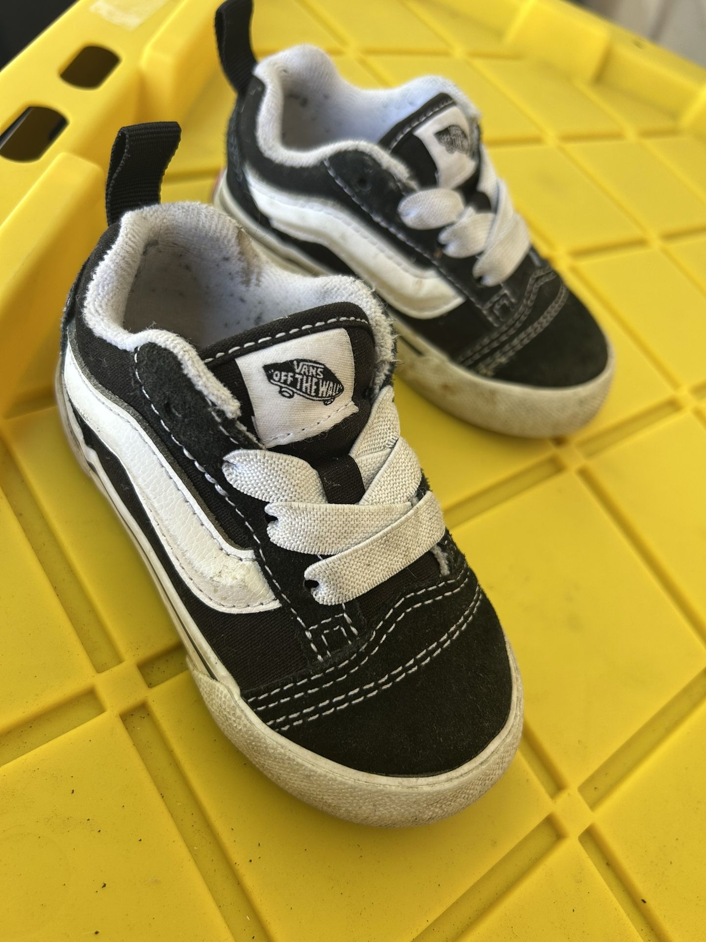 Vans Toddler Size 6C