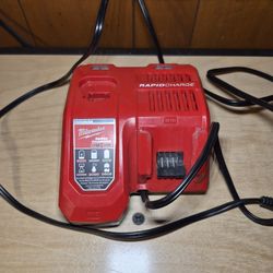 Milwaukee M18 M12 Rapid Charger