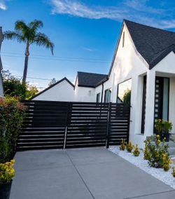 Modern Slotted Gate