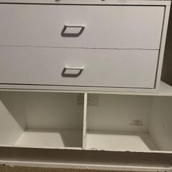 Kids Toy Organizer, drawers and shelf.