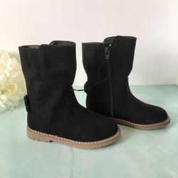Girls Black Boots, Size 9