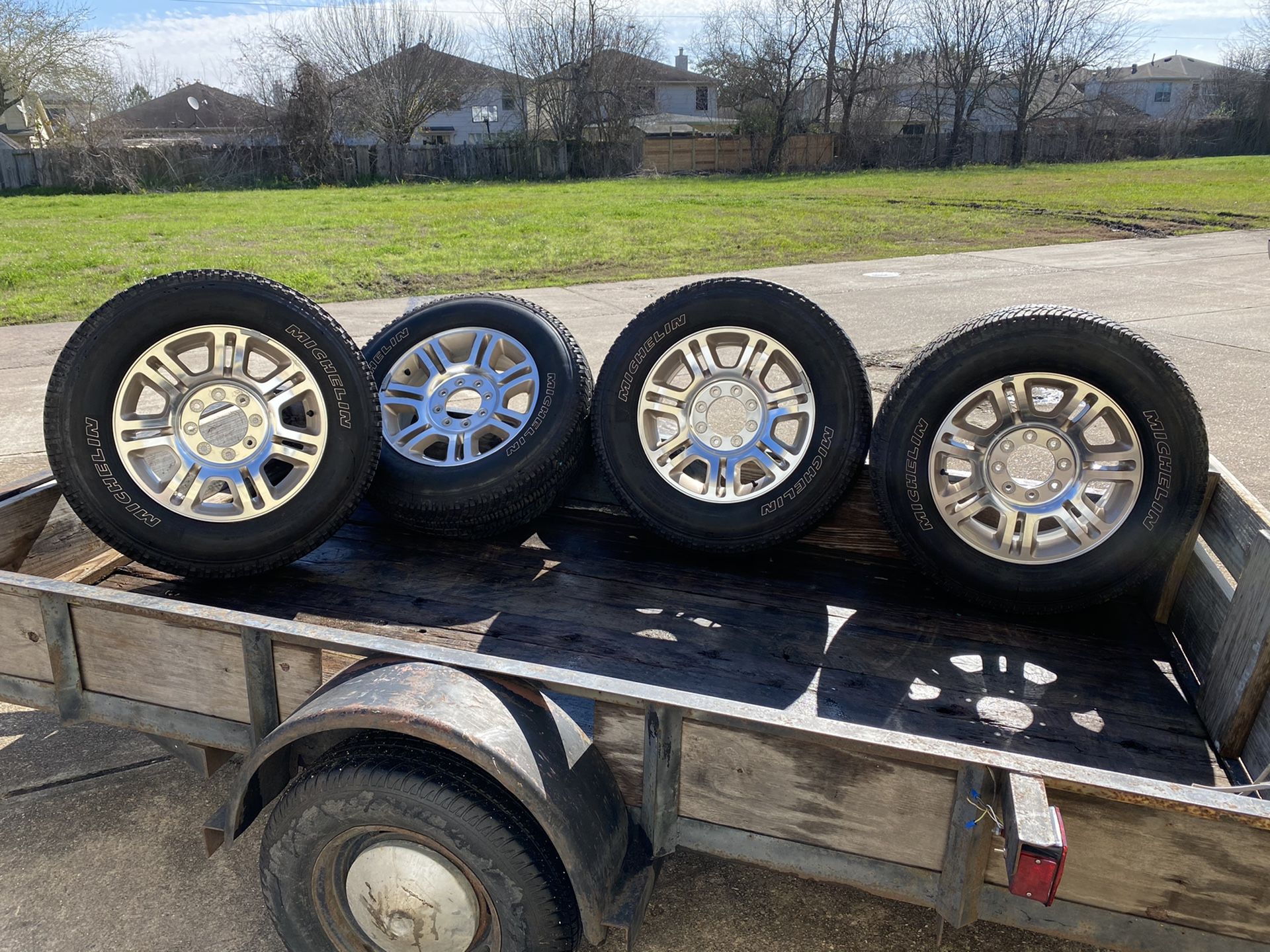 Ford F-250 King Ranch 20 inch wheels and Michelin LTX AT2 tires for ...