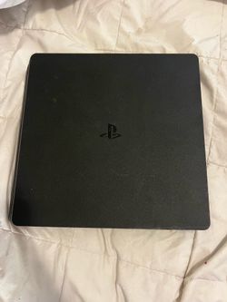 PS4 CONSOLE SLIM