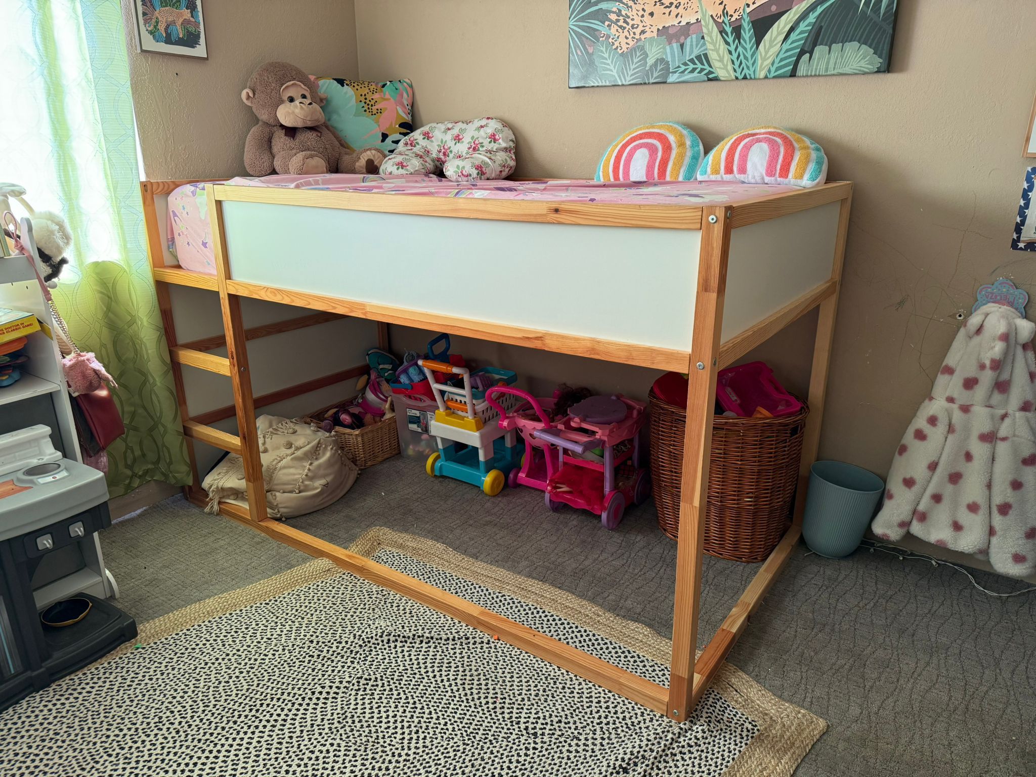 LOFT  BED/REVERSABLE 