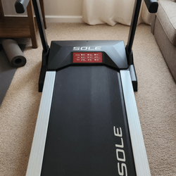 Sole F85 Treadmill – Like New, Foldable, 15.6in Touchscreen - Round Rock, TX