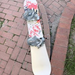 148cm Snowboard With Bindings Salomon