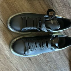 Alexander Macqueen. 9.size. 