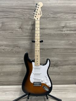 Squier Sonic Stratocaster Electric Guitar 2-Color Sunburst (PO1025387)